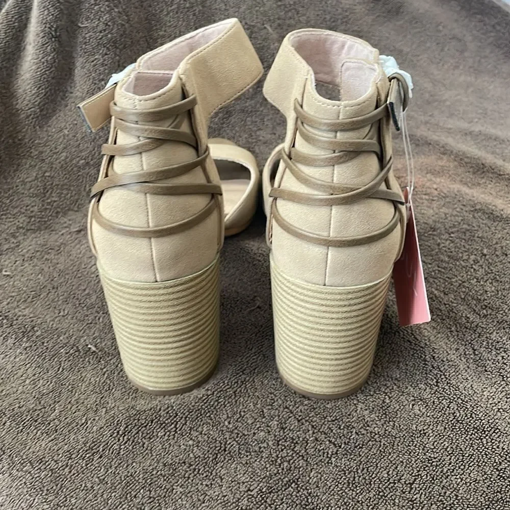 NIB Soul Naturalizer Block Heel Sandals Shoes Size 11 11M